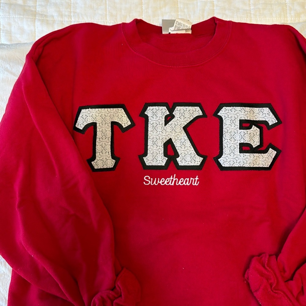 TAU KAPPA EPSILON SweetHeart CREWNECK